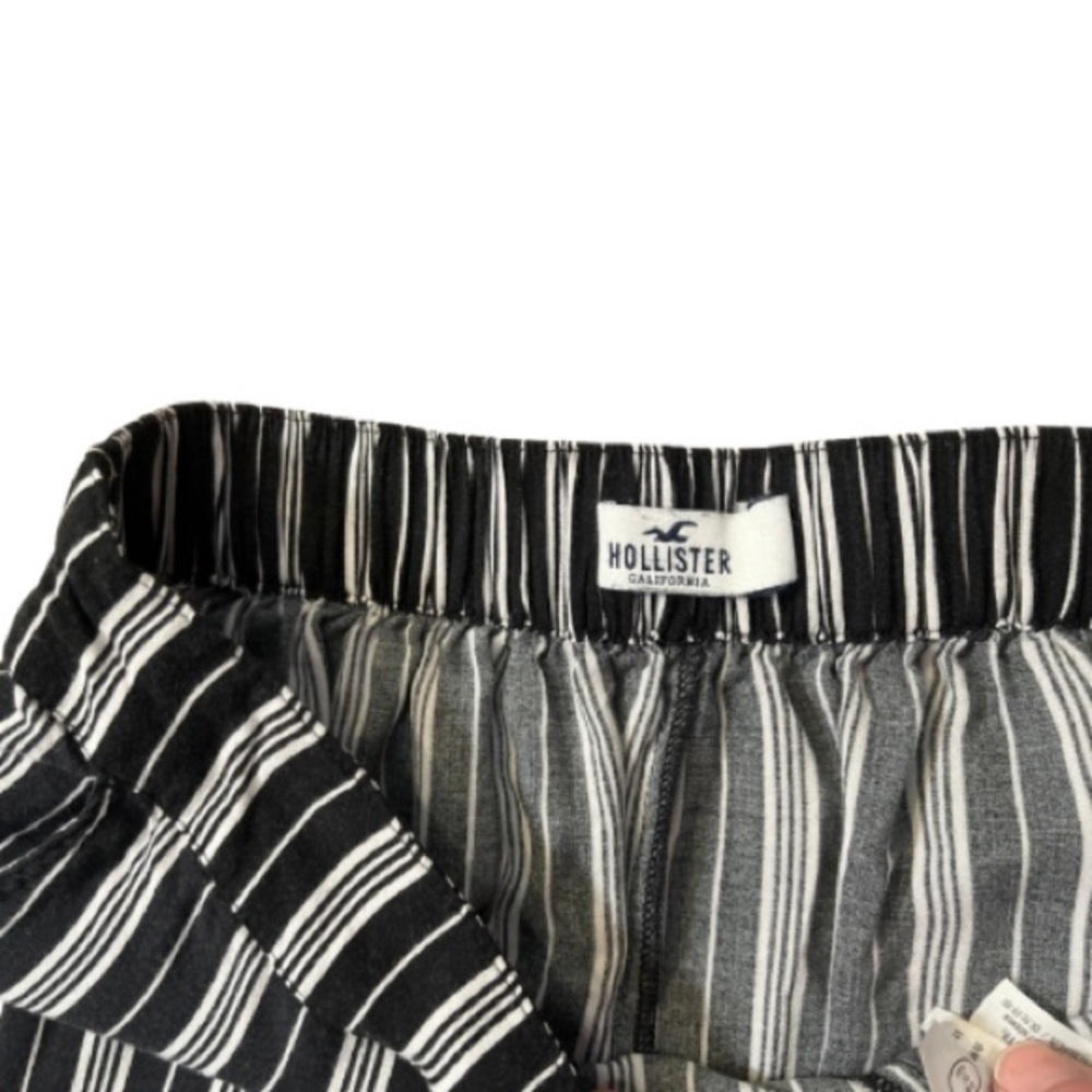 Hollister Navy Striped Wide Legged Cropped Palazzo Pants Size Small Clean Girl - Picture 4 of 9